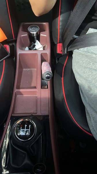 Driving a Manual Car: Tips and Skills for New Drivers