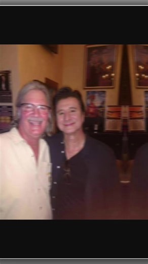 Hello all fans say hi #StevePerry #StevePerryMusic #steveperryjourney #unitedstates #fans