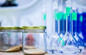 Measuring the Density of Glass Lab In US - Infinita Lab