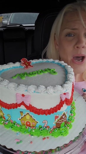 This customizable Christmas cake from Walmart is not only adorable but also tastes amazing, and it’s super budget-friendly too! It seriously looks like it came straight from a fancy bakery but at a fraction of the price. PS: Watch ’til the end... Stef signs off with everyone’s favorite (and also least favorite?) word. You’ve been warned... 😂 Speaking of Christmas, comment SHOP and we’ll DM you all the best last-minute giftable deals you can still grab in time for Christmas! 🎁🎄 Let’s save thos