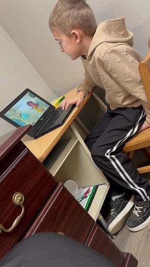 Spanish lesson lol #Spanish #homeschooling | Jamie Luther Pollock | Facebook