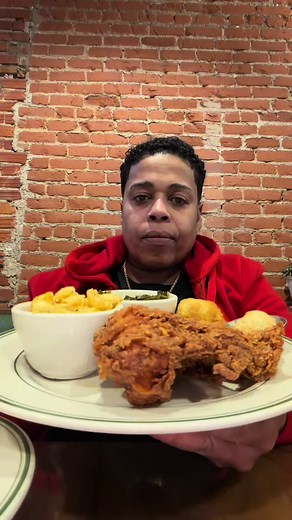 Exploring Fixins Soul Kitchen in Detroit