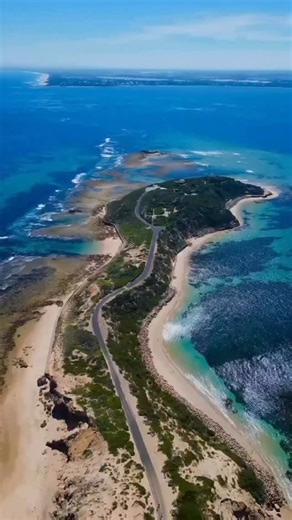 Spoiler Alert 🚨 Ever wondered what the tip of the Mornington Peninsula looks like? STUNNING 😍 Wonder no one more thanks to 🎥 @___the3musketeers you can take in all the peninsula’s glory soaring above Point Nepean National Park! Point Nepean National Park is where you can uncover the stories of Victoria’s history, and the wild sea exists in a stunning natural setting. Free to visit and enjoy, this is one spot to put on your bucket-list to explore this #summer Explore More of the amazing places