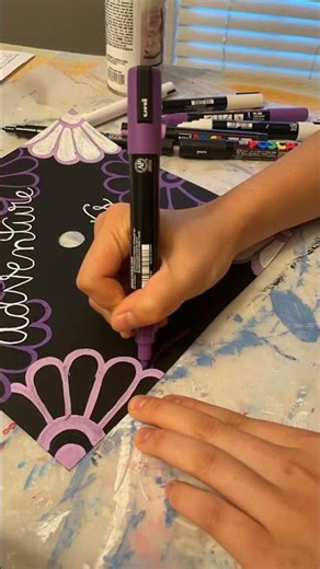 Decorate my grad cap with me! #graduation #graduationcap #graduationday #graduationphotoshoot