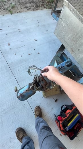 Lit up like a Christmas tree  #trailer #lights | Ready2go Trailer Repair LLC | Facebook