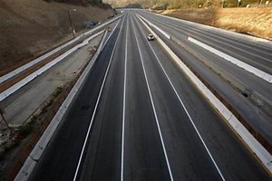 As India targets to build 15,000 km highways, NHAI looks to raise Rs 5k-10k crore via masala bonds