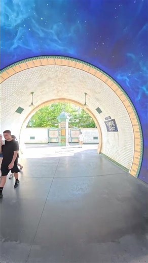 Step Through the Portal to the Wizarding World of Harry Potter | Epic Universe