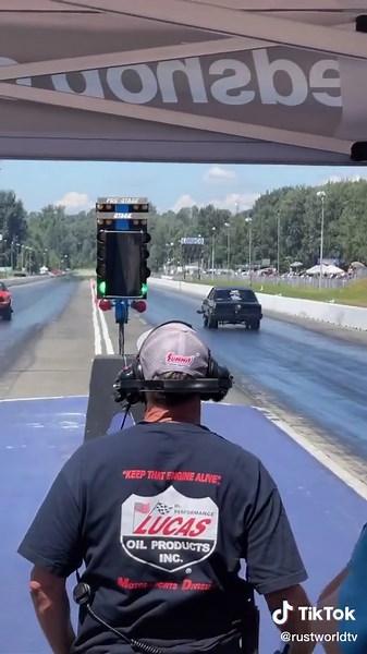 Car shows and Timbits; the keys to happiness 😂 @averyshoaf4real #rustvalleyrestorers #rustvalley #rustbros #classiccars #averyshoaf #timbit #carshow