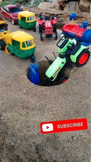 jcb pushing sw stuck tractor red car ble car autorickshaw in to deep pit #jcb#jcpbackhoe #jcbjcb