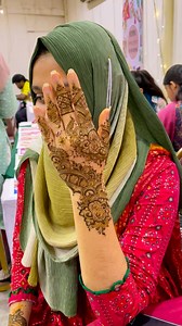 Sumaiya did this beautiful Arabic Pattern on Raisag | Mehedi By Nowrin