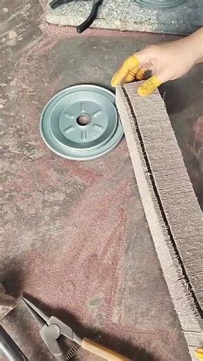 Ilora Miralisse on Instagram: "Variation-Based Hidden Coupons — The Savings Trick Everyone Misses One of the most common types of hidden coupons is variation-based — discounts apply only to less popular colors, sizes, or pack variations. For example, the black version may have no coupon, but the navy blue version gets 20% off. Or a 180-count vitamin bottle may have a coupon while the 120-count version does not. To find these, browse every size/color/pack option and look for the “Clip Coupon” lin