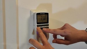 Digitale Zeitschaltuhr Steckdose, Maxcio Programmierbare Elektronische Timer Steckdose mit 10 konfigurierbaren Schaltprogramme und Anti-Theft-Modus, Mit 2 Reset-Pins, 16A / 3680W (1 Pack)