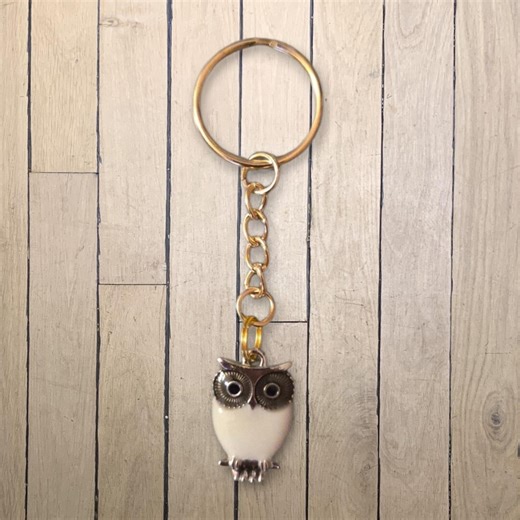 Elegant White Owl Keychain - Etsy