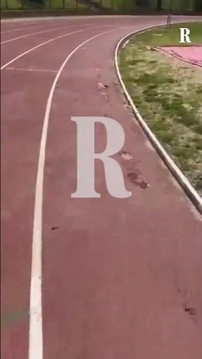 Ha vinto l'oro mondiale ma deve allenarsi su una pista disastrosa: la denuncia di Dosso