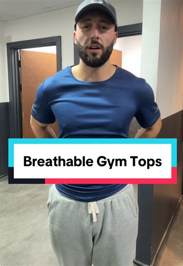 Comfortable Gym Tops That Fit Perfectly for Workouts