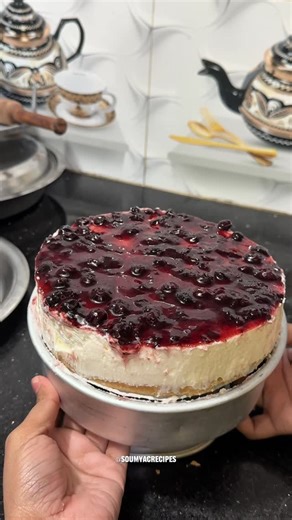 Soumya C Recipes on Instagram: "No bake blueberry cheese cake 👩‍🍳 Ingredients:- • Marie / Digestive biscuits – 200 g • Unsalted butter (melted) – 100 g • Cream cheese (room temp) – 300 g • Fresh cream / whipping cream – 200 ml • Powdered sugar – 90 g • Vanilla essence – 1/2 tsp • Lemon juice – 1 tbsp #cake #instagram #reelitfeelit #explore #reelkarofeelkaro #exploremore #reels #celebration #celebration #cakedesign ##dessert #cheese #cheesecakerecipe #blueberry"
