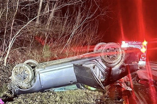 Driver hospitalized in one of two Altavista crashes