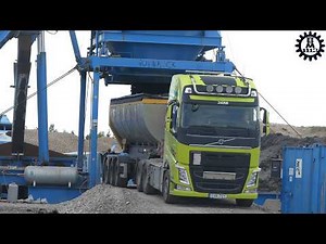 A mobile asphalt plant in work