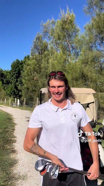 Golf Banter: Hilarious Putting Moments with Friends