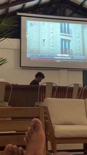 Tahimik Ang bar wla client 😆