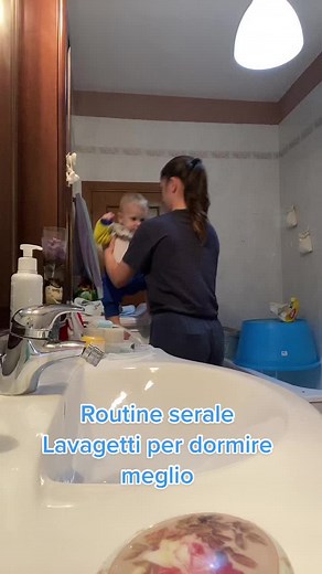 Child Bathing Routine: Tips for a Joyful Experience