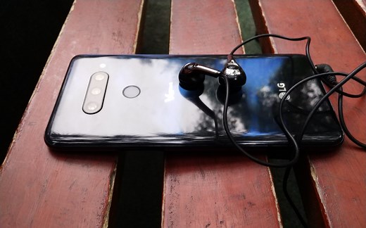 LG V40使用体验，目前最强洋垃圾，一本正经的胡说八道