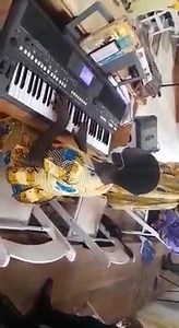 6.6K views · 233 reactions | The female prowess Admire her confidence Guess the key she's playing in ..... https://www.instagram.com/p/CVDAQftDMaD/?utm_medium=copy_link https://youtu.be/04STD89NmjY #extrachoral | Extra Choral | Facebook