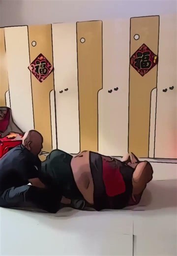 Sit-Up Attempt: FAILED 😂🍔