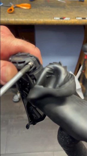 Ultegra Di2 battery replacement..