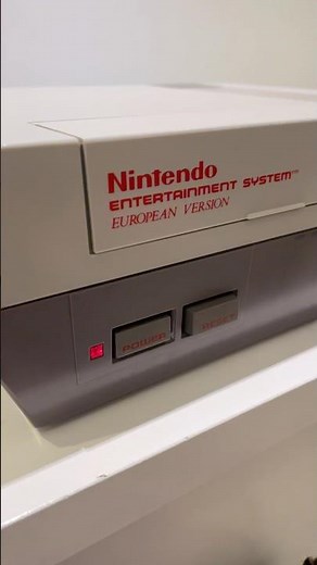 NES Unboxing + Startup…#nintendo #gaming #retrogaming #gamer #retro #games #nes #mario #unboxing