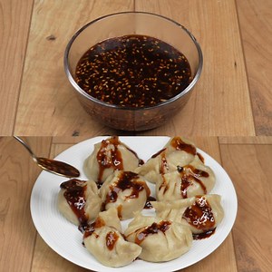 Momo dipping oil/sauce, Chili garlic momo/dumpling sauce | Zuranaz Recipe