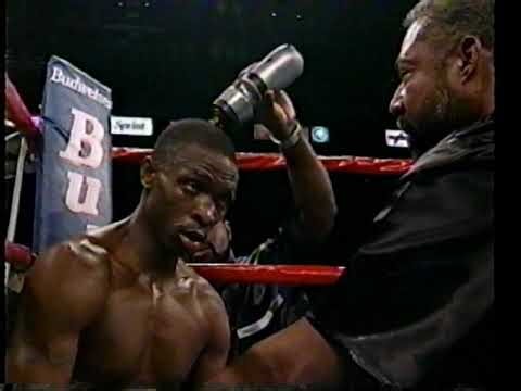 Diego Corrales vs Derrick Gainer - Full Fight