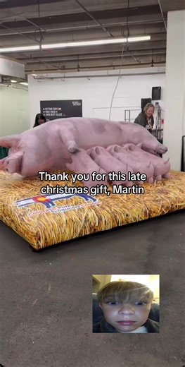 Exploring the Ultimate Inflatable Pig Kids Toy