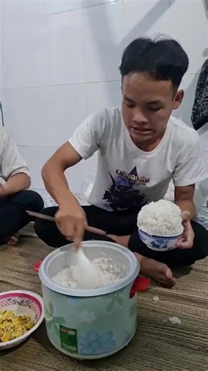 Ăn cơn thôi - GML Hà Giang ăn cỗ