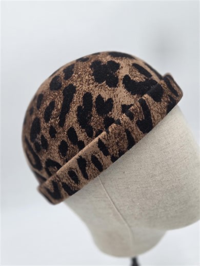 Docker Hat Leopard – Animal Pattern Hat – Statement Fashion Hat – Handmade Felt Hat Paris – Mad’s Docker WILD - Etsy