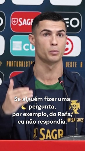 "Caso Cristiano está encerrado, falem da competição", pede Cristinao Ronaldo A três dias da estreia da seleção nacional no Mundial, o capitão Ronaldo manda um recado à imprensa e desfaz as dúvidas sobre os "casos" dos últimos dias com Bruno Fernandes e João Cancelo. "O grupo está bem, está unido, está blindado", garante Cristiano. Acompanhe o Mundial com a Renascença em antena e em RR.sapo.pt | Renascença
