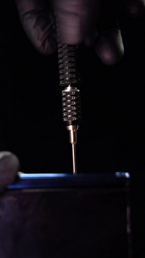 💥💥💥2UUL KAKA 💥💥💥 اخيرا مفك فهمك 😁 هتقدر تتحكم في الضغط علي المسمار 0.35 ل 0.55 N.cm🫣 يعني المسمار مش هيتاكل ولا هياثر علي البوردة 🥹 وكمان ممكن توفر وتجيب مفك واحد وطقم غيرات سهل تتغير🤓 يعني مش هتخاف لو السن التاكل او اتكسر 😉 موفرلك طقم كامل اسبير 🤗 السن مغنتك لسهولة الاستخدام 🧲 مصنوع من الفولاذ القوي 💪🏻 تصميم سهل الاستخدام🤩 وزن خفيف جدا حوالي 41 جرام 🪶 العنوان واللوكيشن 🛑 العتبة ش العطار حارة الزهرية سنتر الصديق محل جوانزو ‏https://maps.app.goo.gl/NXLhxsBNYRs1t8Vm8 السراج مول م