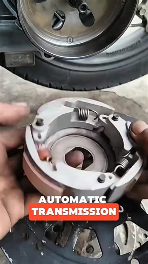 The Process of Installing Dual Brake Pads on Automatic Motorcycles #engineering #mechanic