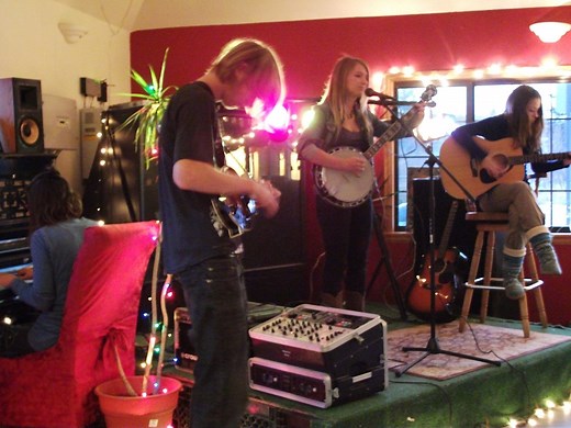 Teen Center — TEENS, Inc.