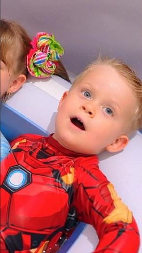 Diana and Oliver 💦 Pool Fun 💦