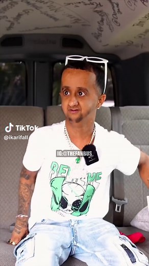 Discovering the Baby Alien Fan Bus Video