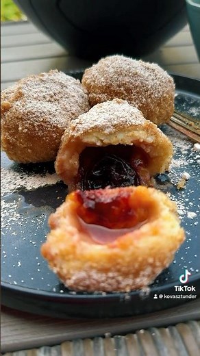 Ma szilvás gombóc készült ebédre Szoky receptje alapján. 🤤 #szilvásgombóc #szoky #mutimiteszel
