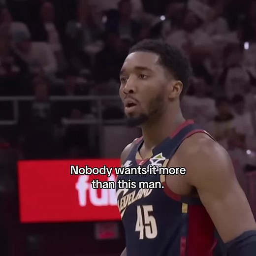 Spida Battles for the Ball: Donovan Mitchell's Ring Man Moment