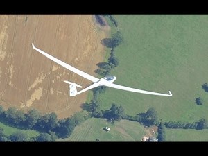 Great 8-10kts strong thermal and a swarm of locust