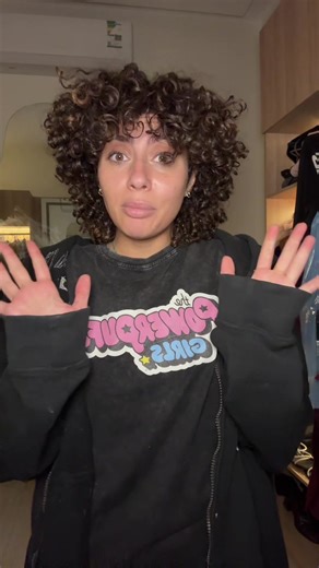 فيديوهات أنشأها ڤاراح (@phairy.dust) باستخدام original sound - ڤاراح