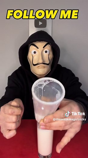 MILK IN THE NEWSPAPER THE MAGIC TRICK REVEALED #neiperte #perte #foryou #followme #follower #following #follow #amazing #tutorial #magic #trick #cardtrick #cointrick #fyp #trend #trending #foryoupage #magictrick #pageforyou #tiktok #viralvideo #viraltiktok #tiktokviral #tiktokvirale
