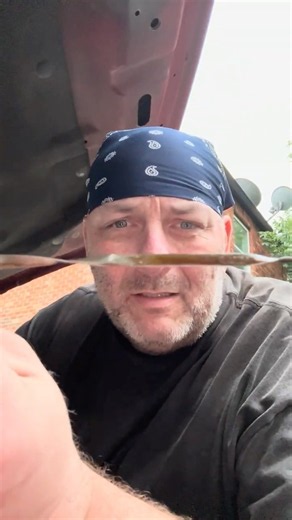 How to check your vehicles engine oil level using a dipstick.