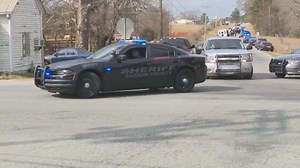 GBI: 3 in custody, 2 injured after chase and shootout in Barrow County