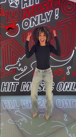 NRJ - Léane avant le SuperShow NRJ