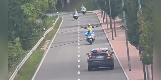 WATCH | The Wildly Stylish Way These Motorbike Cops Command a Highway